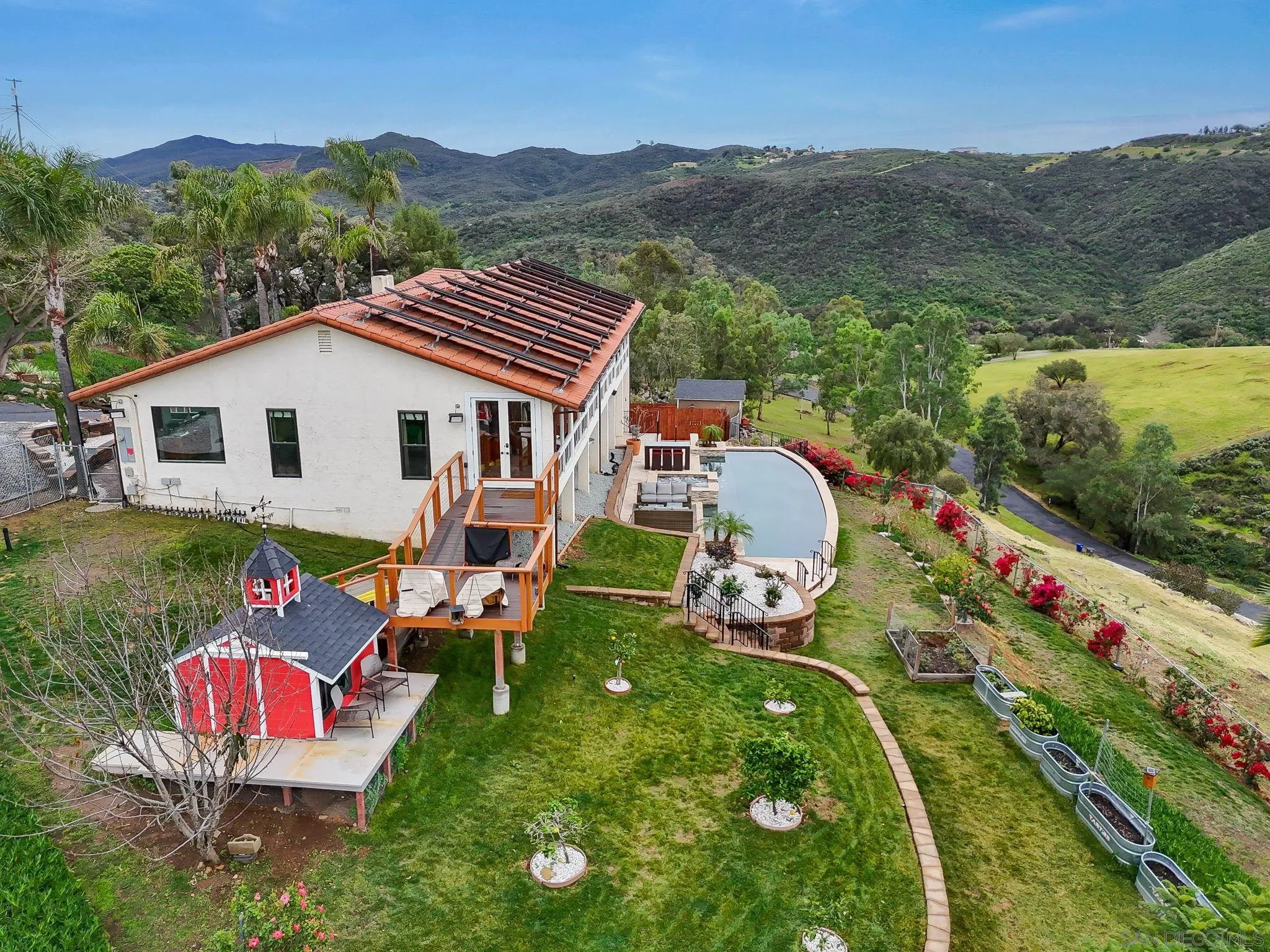 29509 Hoxie Ranch Road Vista, CA 92084 - Photo 24 of 71