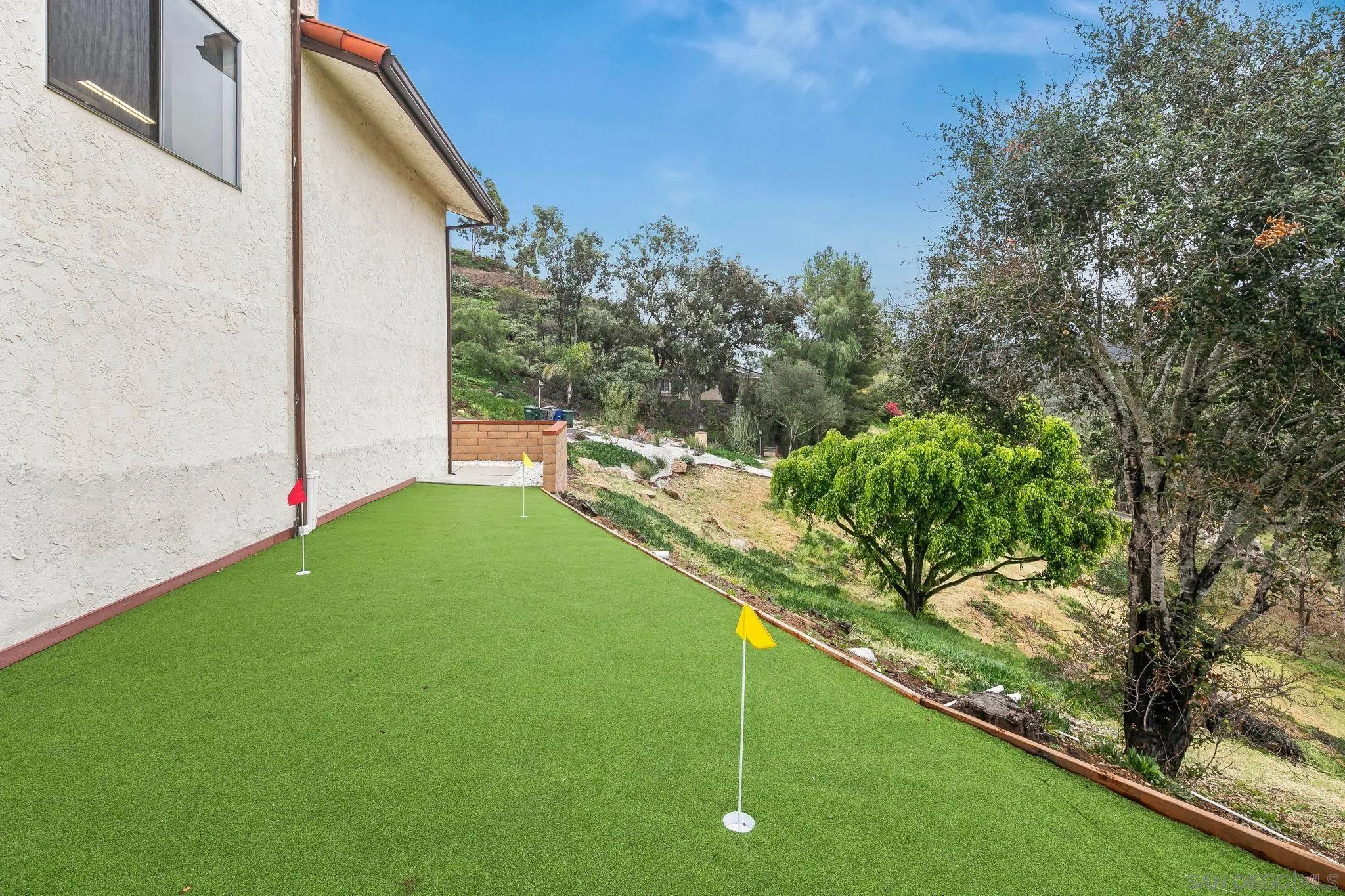 29509 Hoxie Ranch Road Vista, CA 92084 - Photo 26 of 71