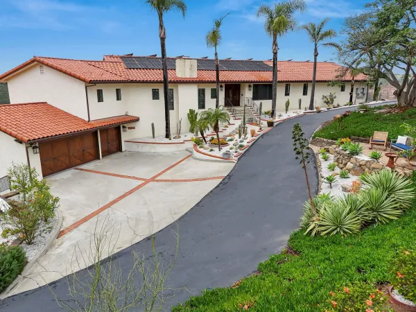 $1,749,000 | 29509 Hoxie Ranch Road, Vista, CA 92084