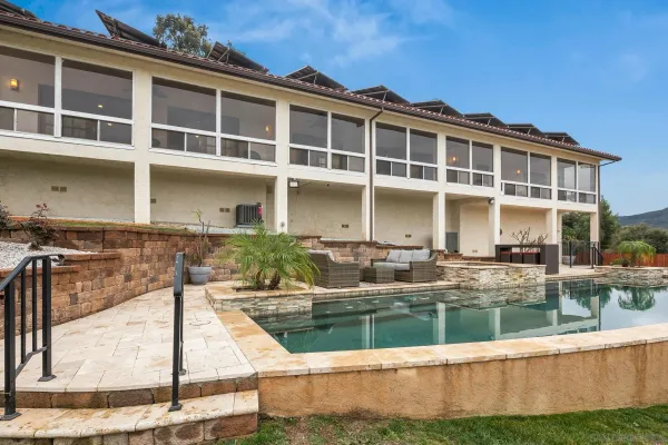 $1,749,000 | 29509 Hoxie Ranch Road, Vista, CA 92084