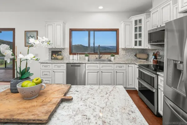 $1,749,000 | 29509 Hoxie Ranch Road, Vista, CA 92084