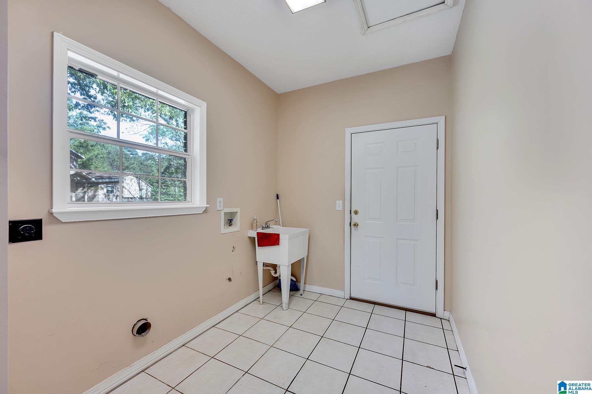 2614 Snow Rogers Road Gardendale, AL 35071 - Photo 12 of 28