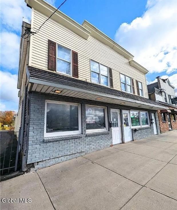 223-227 East Dominick Street Rome, NY 13440 - Photo 2 of 36 227 E Dominick St 2