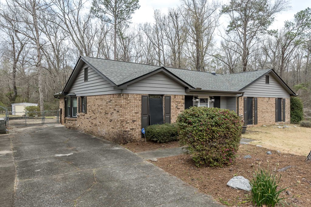 6037 Old Dominion Road Columbus, GA 31909 - Photo 3 of 32 Gallery Image 3