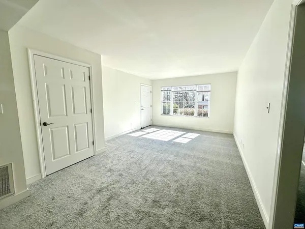 $1,625 | 835 Fountain Court, Unit B, Charlottesville, VA 22901