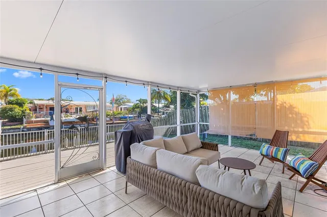 $779,900 | 1310 Southwest 57th Avenue, Plantation, FL 33317