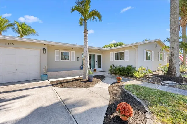 $779,900 | 1310 Southwest 57th Avenue, Plantation, FL 33317