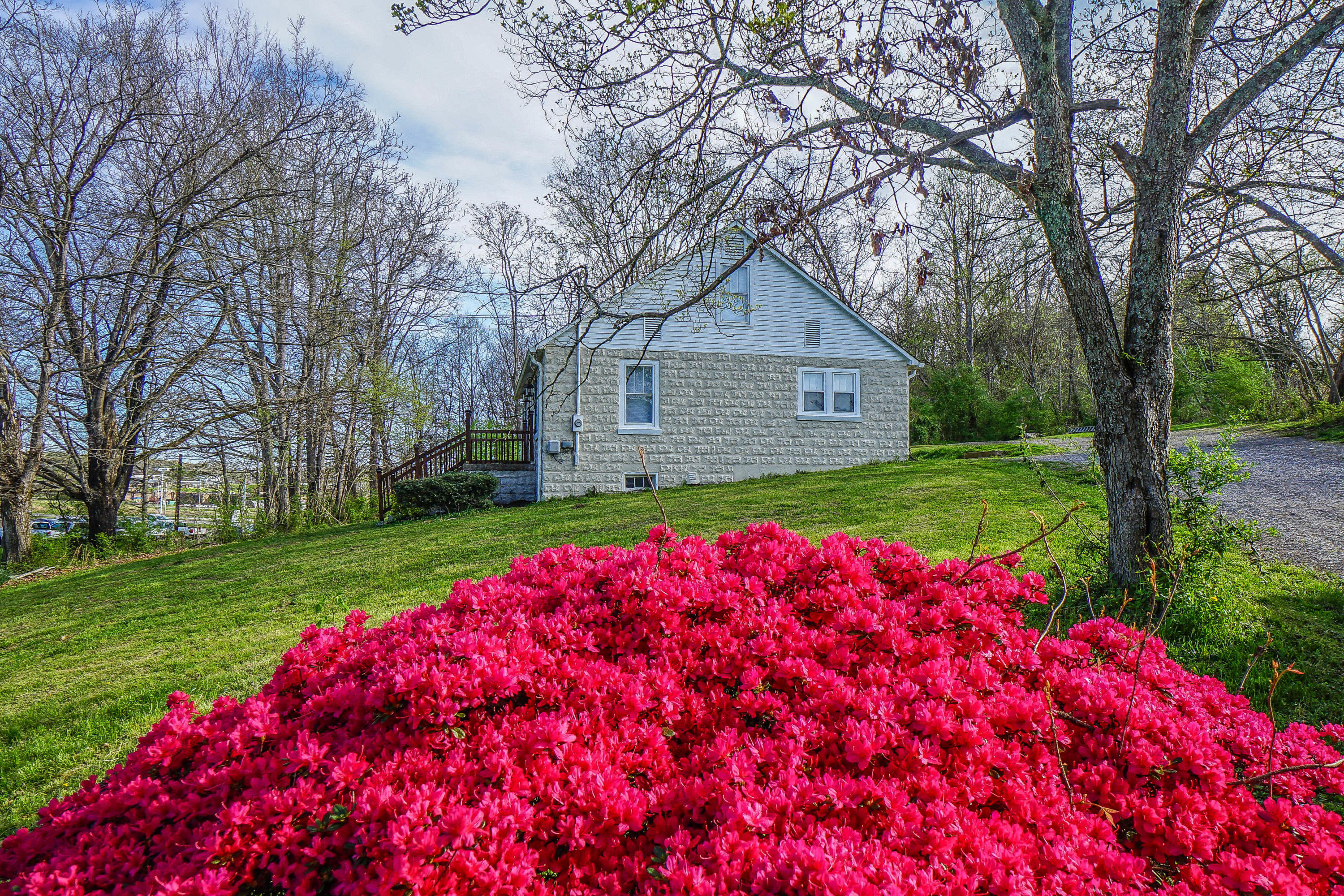838 Sinking Springs Road Clinton, TN 37716 - Photo 4 of 40 2