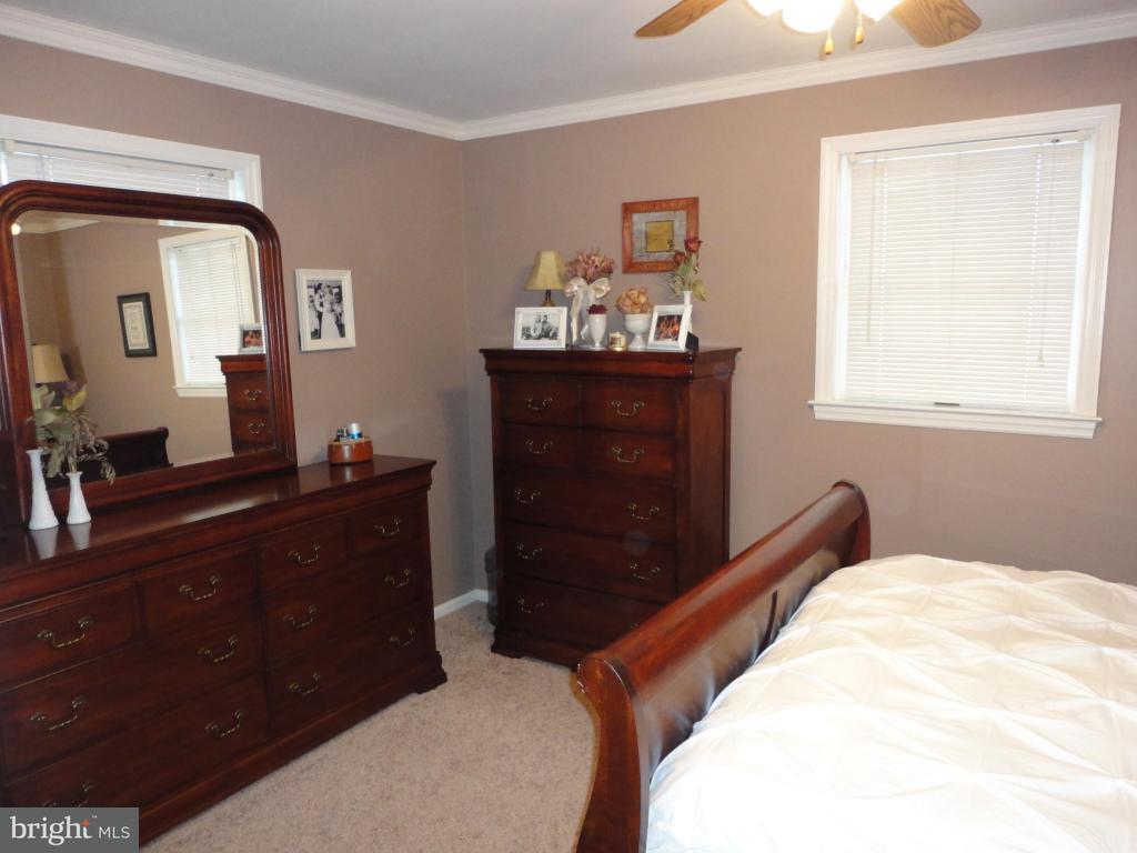 804 East Brubaker Valley Road Lititz, PA 17543 - Photo 14 of 23