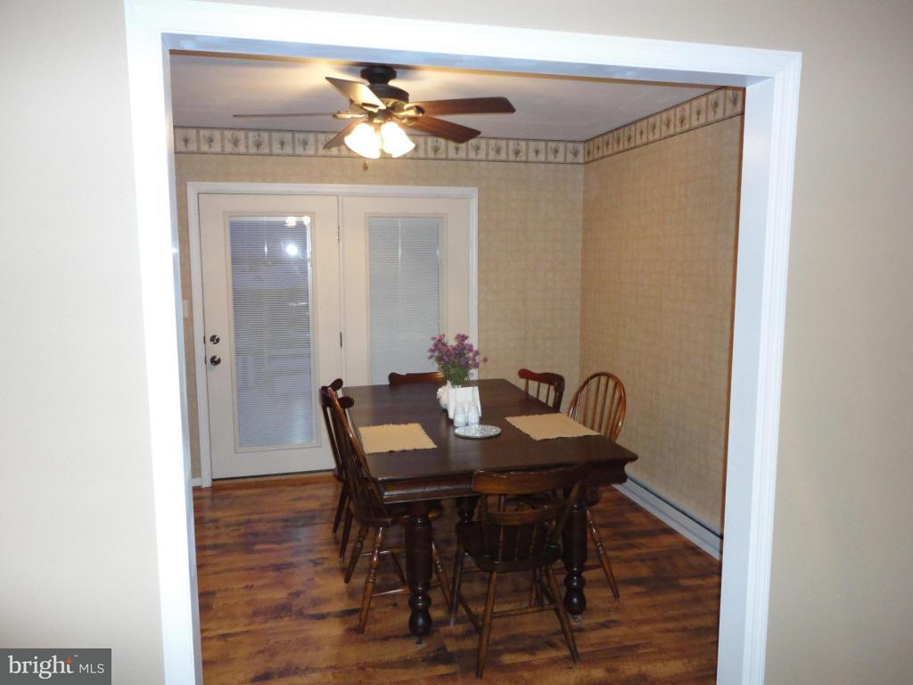 804 East Brubaker Valley Road Lititz, PA 17543 - Photo 7 of 23