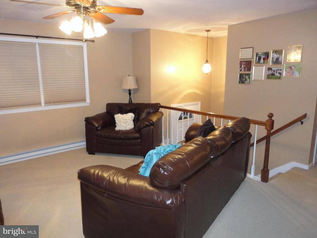 804 East Brubaker Valley Road Lititz, PA 17543 - Photo 9 of 23