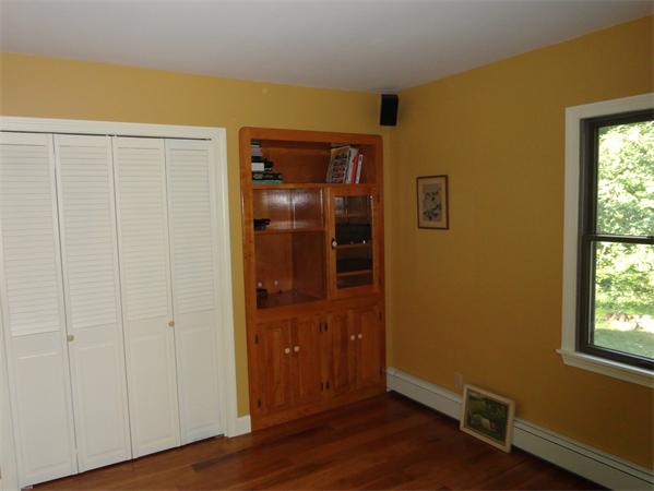 47 Old City Road Townsend, MA 01474 - Photo 7 of 14