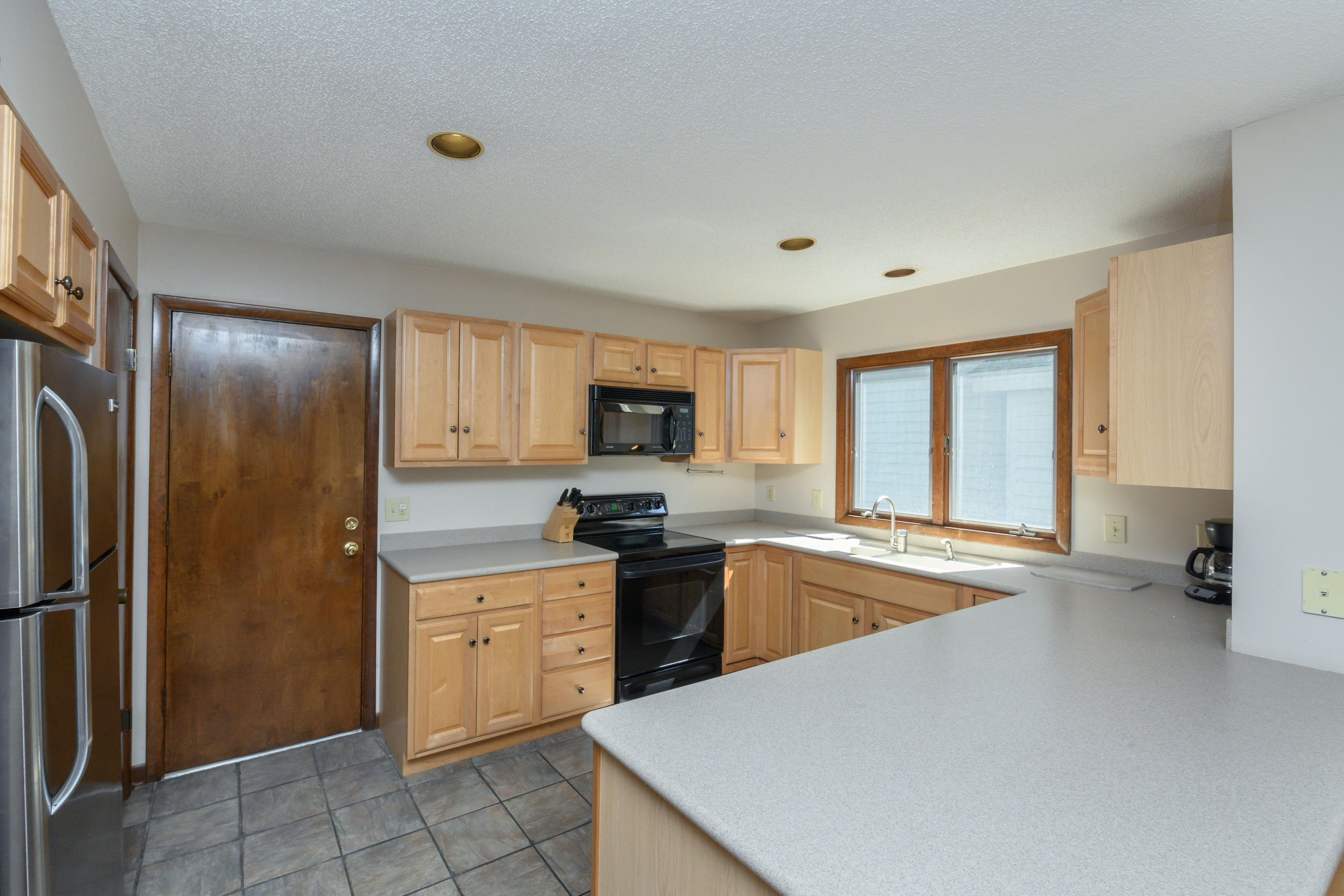 408 Amaranth Road Kiawah Island, SC 29455 - Photo 14 of 29 408 Amaranth_Low Res-17
