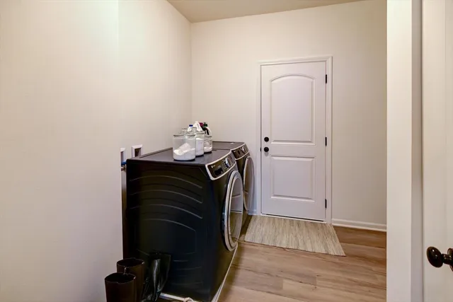 $835,000 | 517 Buss Road, Cottage Grove, WI 53527