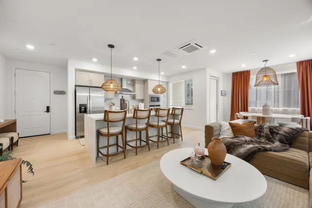 $1,199,000 | 3281 Eagle Court, Unit 201, San Jose, CA 95117