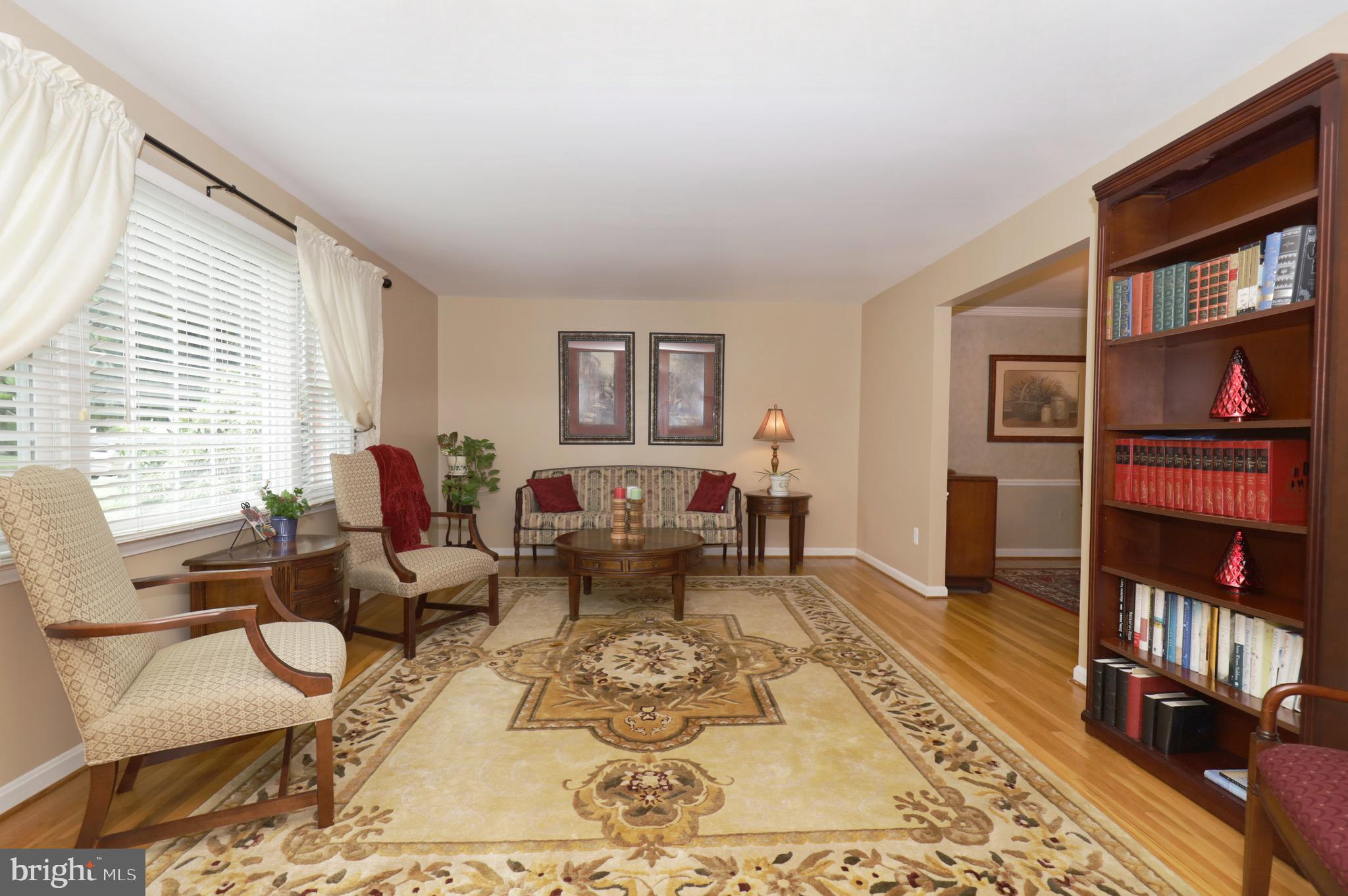 6815 Sydenstricker Road Springfield, VA 22152 - Photo 8 of 47 Living Room