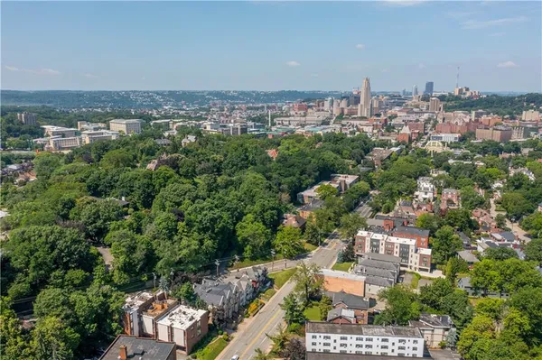 $1,800 | 5211 Wilkins Avenue, Unit 1, Pittsburgh, PA 15232