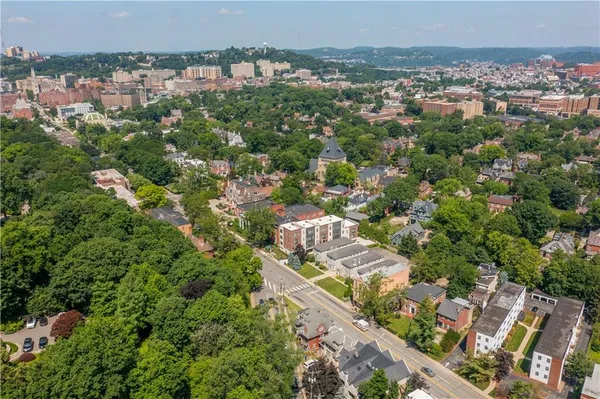 $1,800 | 5211 Wilkins Avenue, Unit 1, Pittsburgh, PA 15232