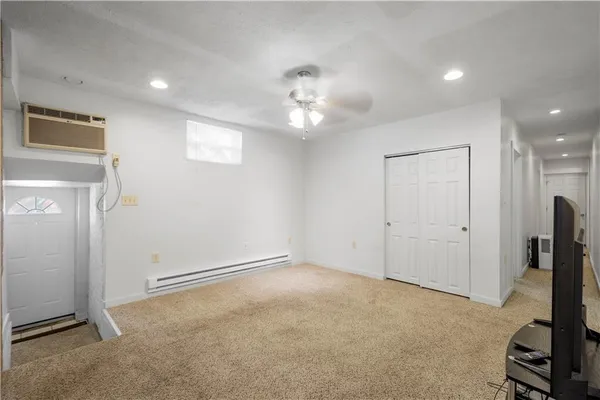 $1,800 | 5211 Wilkins Avenue, Unit 1, Pittsburgh, PA 15232