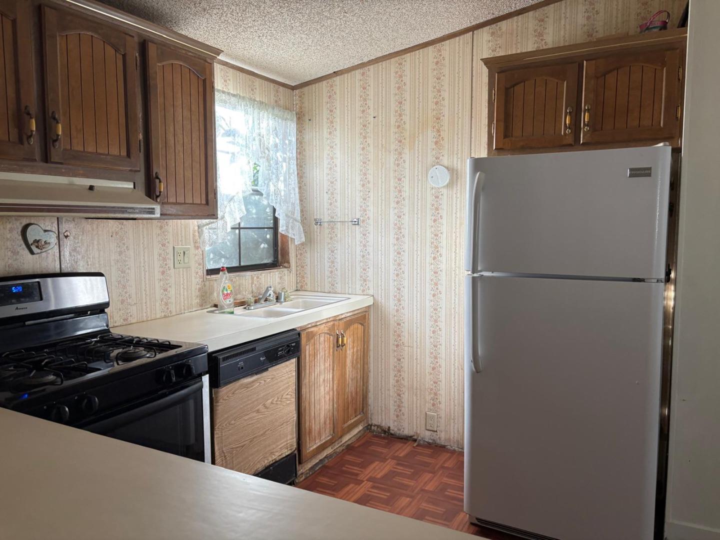 411 Lewis Road, Unit 218 San Jose, CA 95111 - Photo 6 of 14