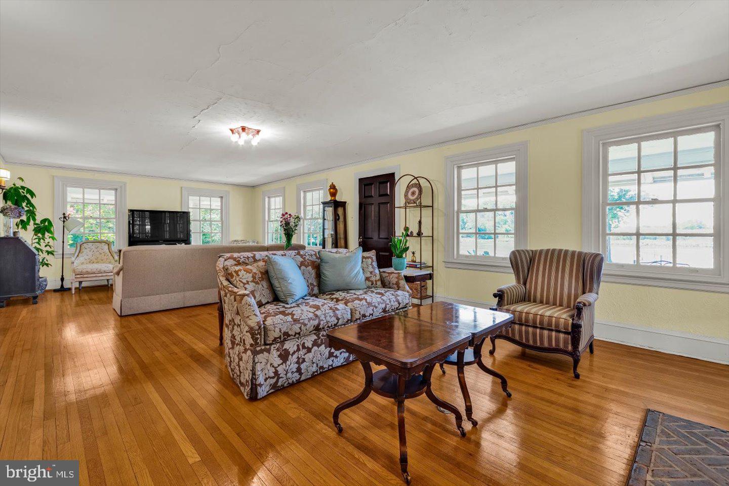 96 Ferry Road Bridgeport, NJ 08014 - Photo 12 of 117 Gallery Image 12