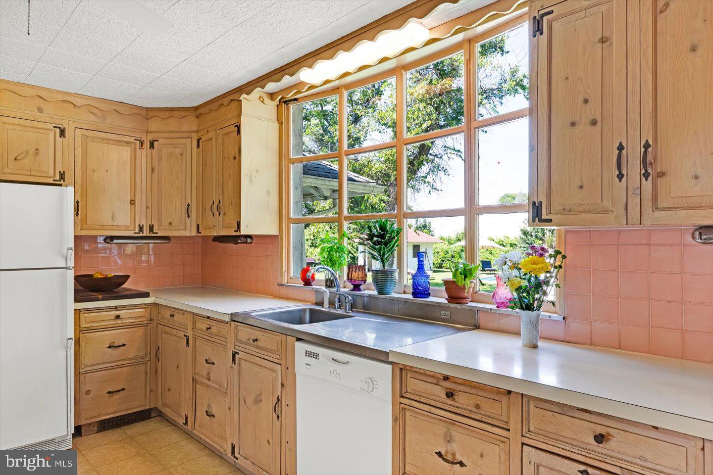96 Ferry Road Bridgeport, NJ 08014 - Photo 40 of 117 Gallery Image 40