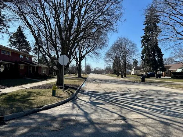 $415,000 | 601 Kentucky Street, Racine, WI 53405