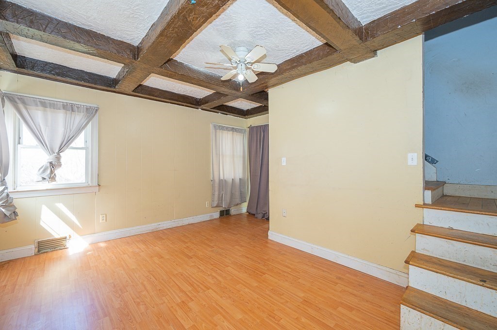 7 Alameda Road Worcester, MA 01604 - Photo 10 of 14 Gallery Image 10
