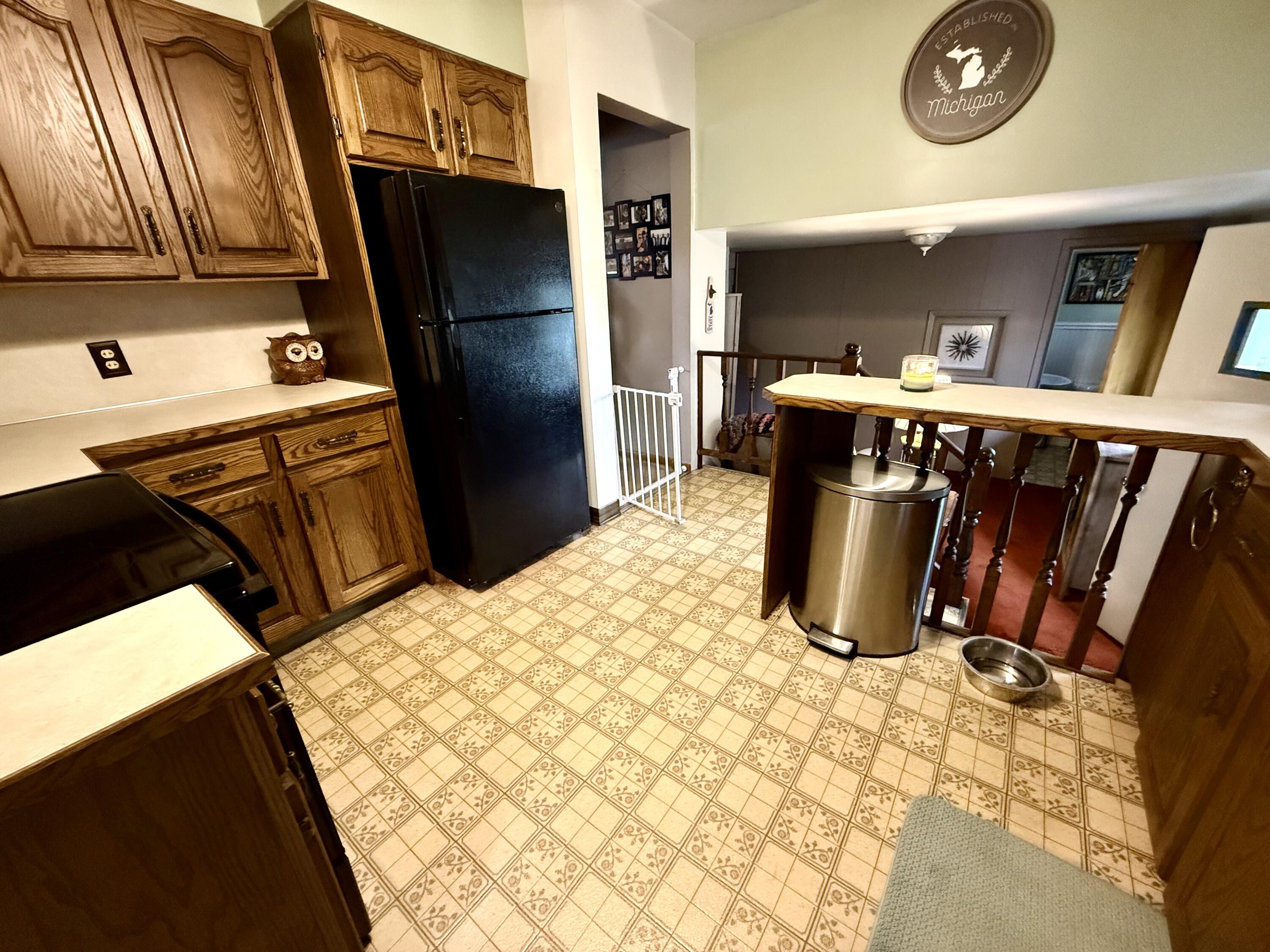 861 Sherwood Road Muskegon, MI 49441 - Photo 8 of 25 IMG_4188