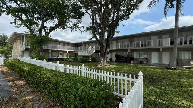 $1,450 | 344 Southeast 11th Avenue, Unit 6, Pompano Beach, FL 33060