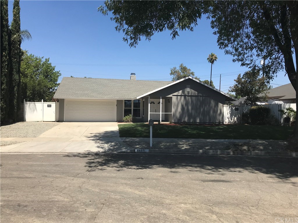 8485 Crystal Avenue Riverside, CA 92504 - Photo 2 of 25