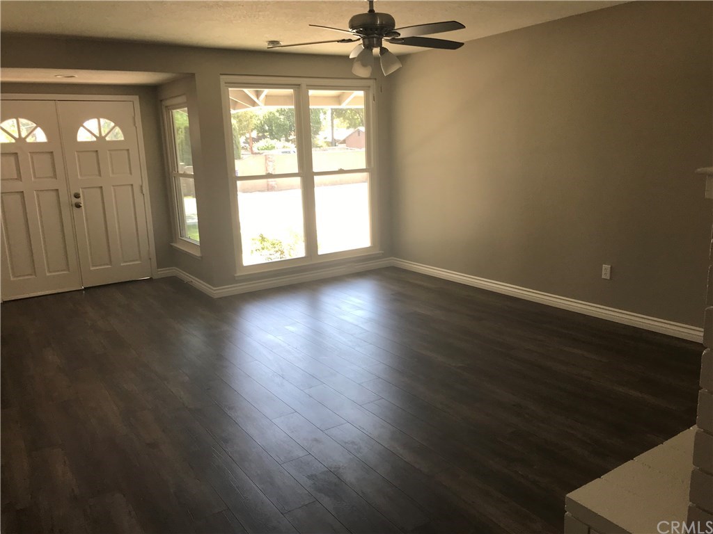 8485 Crystal Avenue Riverside, CA 92504 - Photo 4 of 25