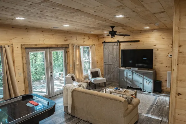 $599,000 | 184 Rockhouse Road, Cherry Log, GA 30522