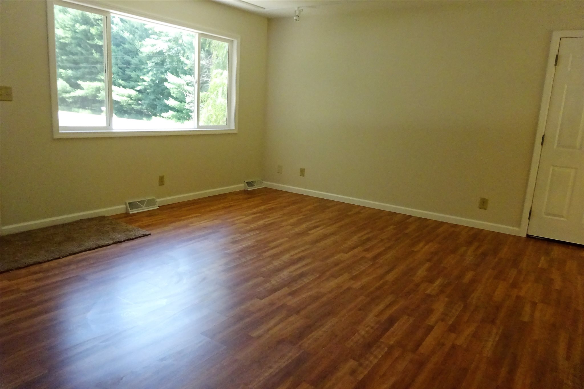 376 Oak Street Rochester, IN 46975 - Photo 8 of 29
