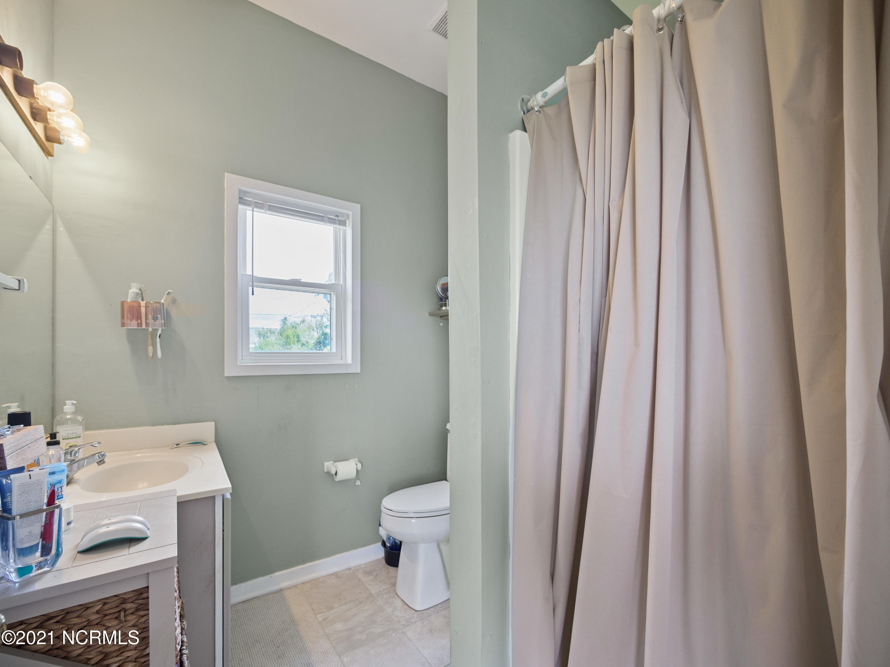 346 Atkinson Point Road Surf City, NC 28445 - Photo 25 of 39 346 Atkinson Point Rd-29