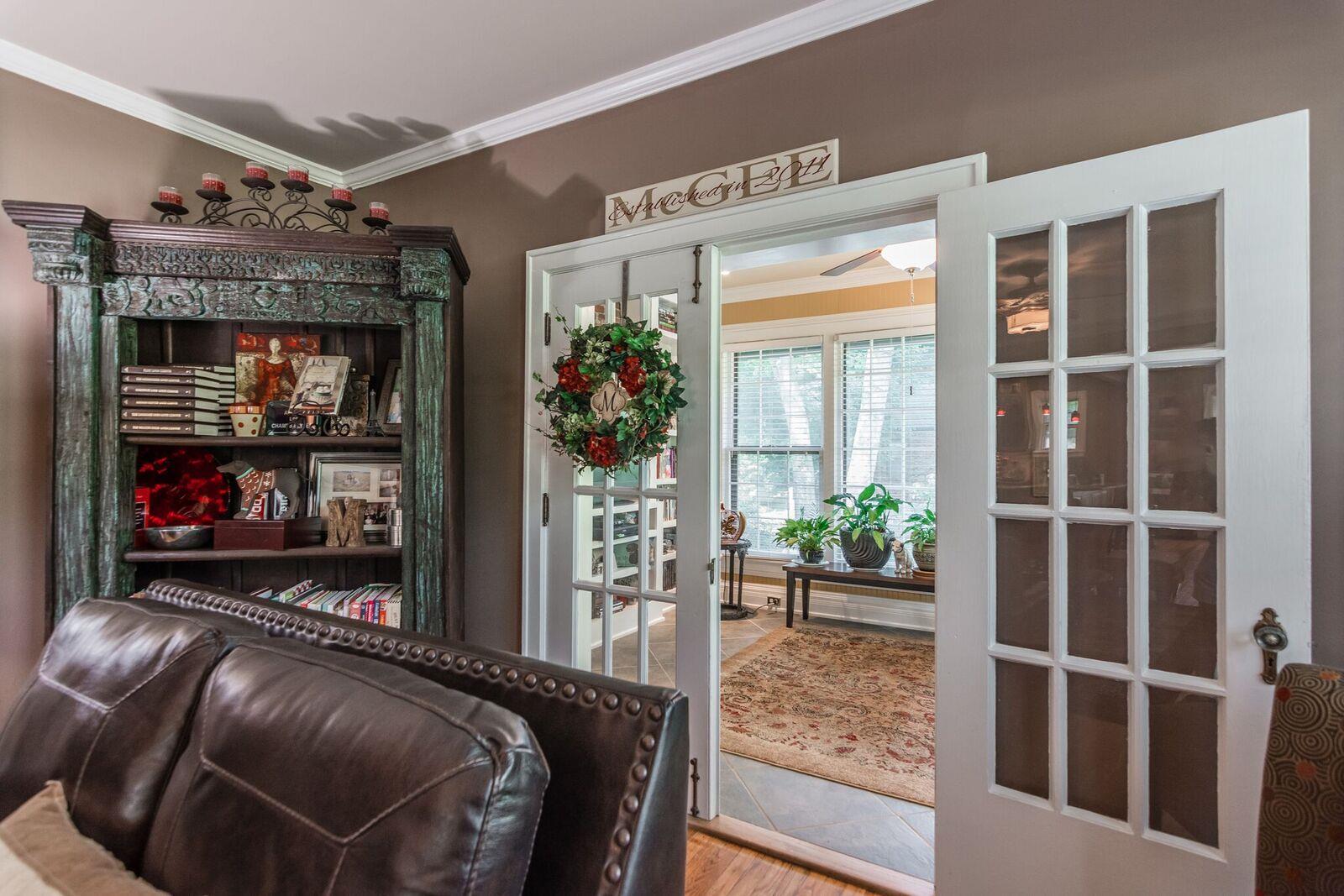114 Spring Valley Road Nashville, TN 37214 - Photo 11 of 30 a living room with furniture