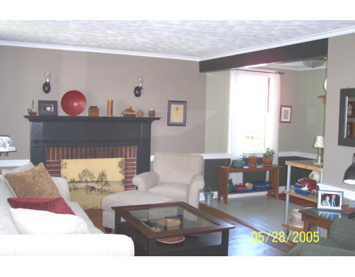 11 McPhee Road Framingham, MA 01701 - Photo 3 of 15 Gallery Image 3