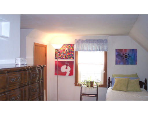 11 McPhee Road Framingham, MA 01701 - Photo 6 of 15 Gallery Image 6