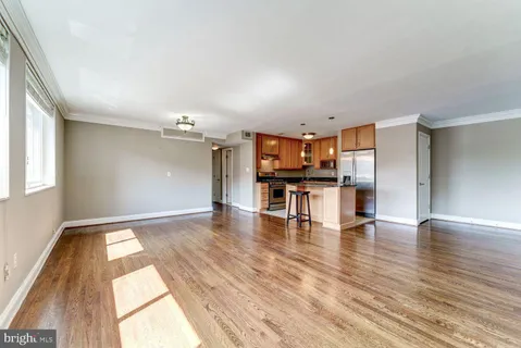 $415,000 | 2016 North Adams Street, Unit 408, Arlington, VA 22201