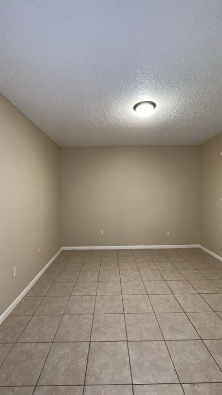 1410 Blalock Road, Unit 3 Houston, TX 77055 - Photo 7 of 11