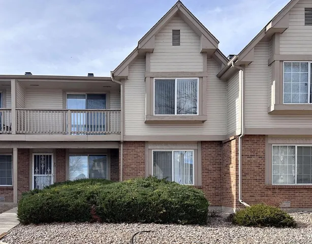 $275,000 | 175 South Sable Boulevard, Unit P14, Aurora, CO 80012