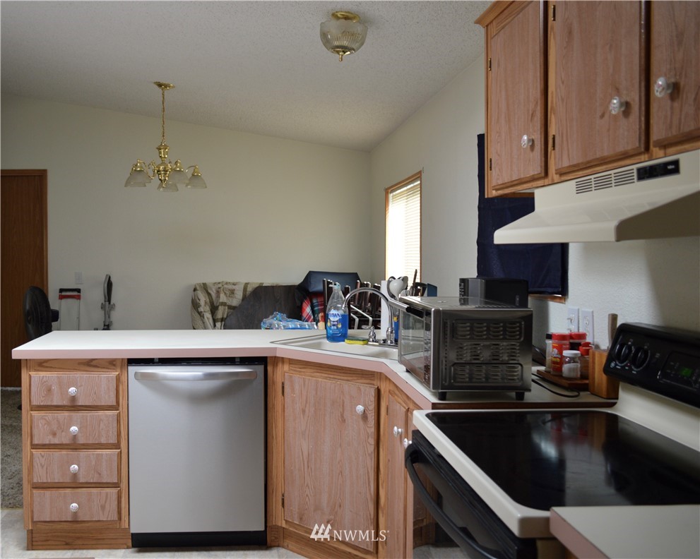 13989 Carney Lake Road Southwest Port Orchard, WA 98367 - Photo 12 of 16 Gallery Image 12