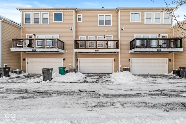 $275,000 | 6544 West 71st Street, Indianapolis, IN 46278