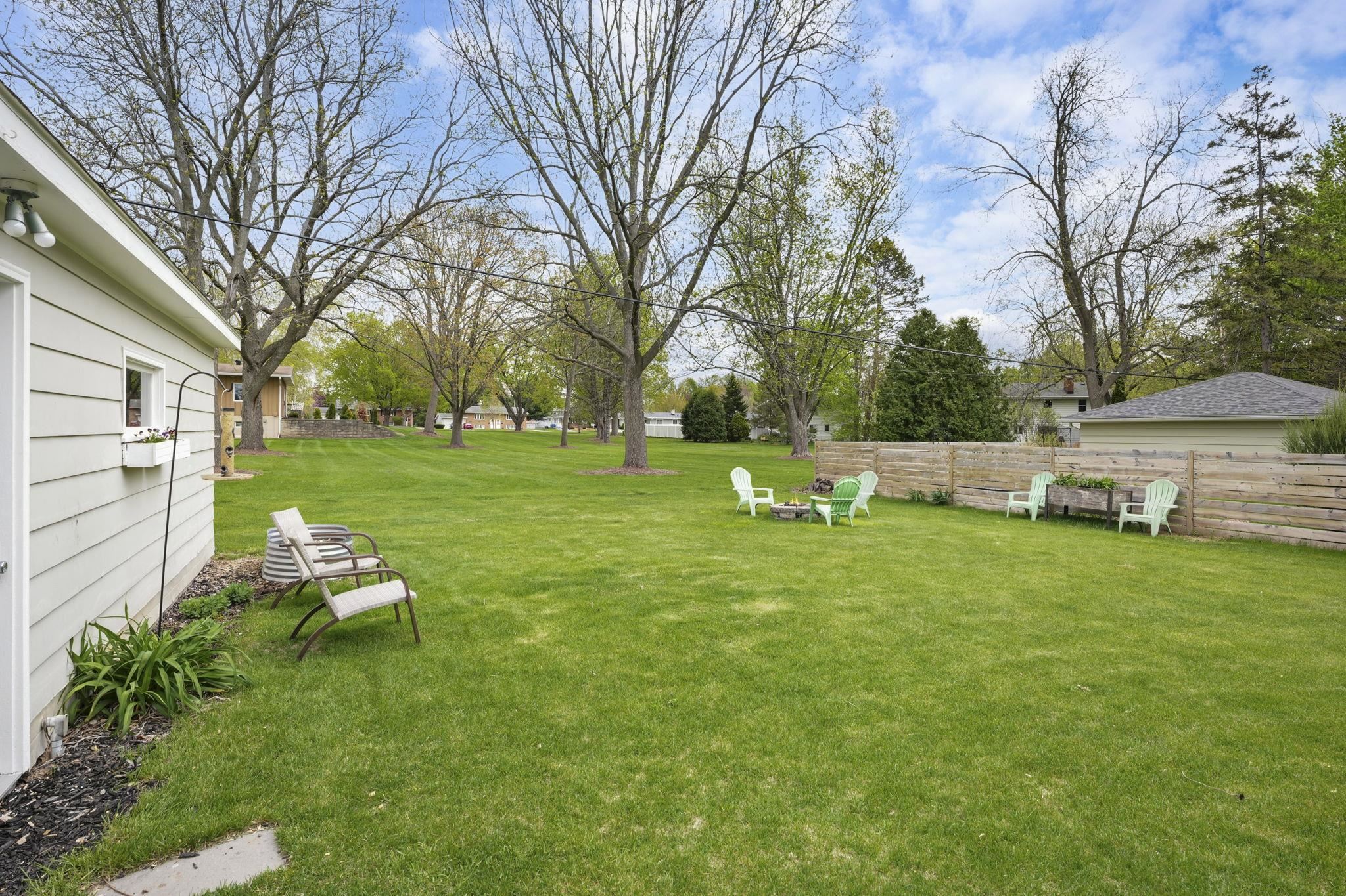 5104 Shore Acres Road Monona, WI 53716 - Photo 35 of 41