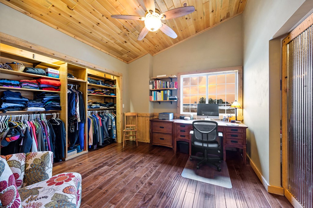 5050 West Town Line Road Sturgeon Bay, WI 54235 - Photo 23 of 39 Gallery Image 23