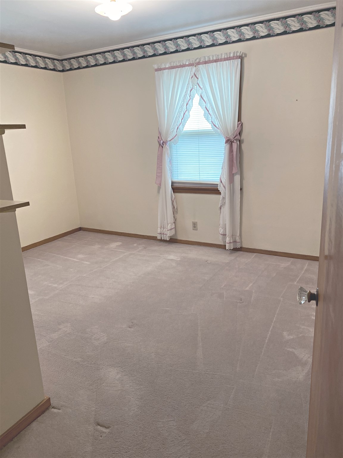 1801 Cherokee Road Fort Wayne, IN 46808 - Photo 5 of 24 Gallery Image 5