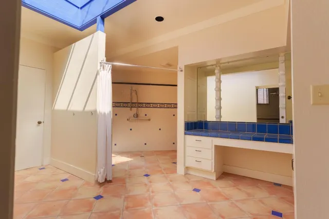 $2,200,000 | 1352 River Road, Salinas, CA 93908