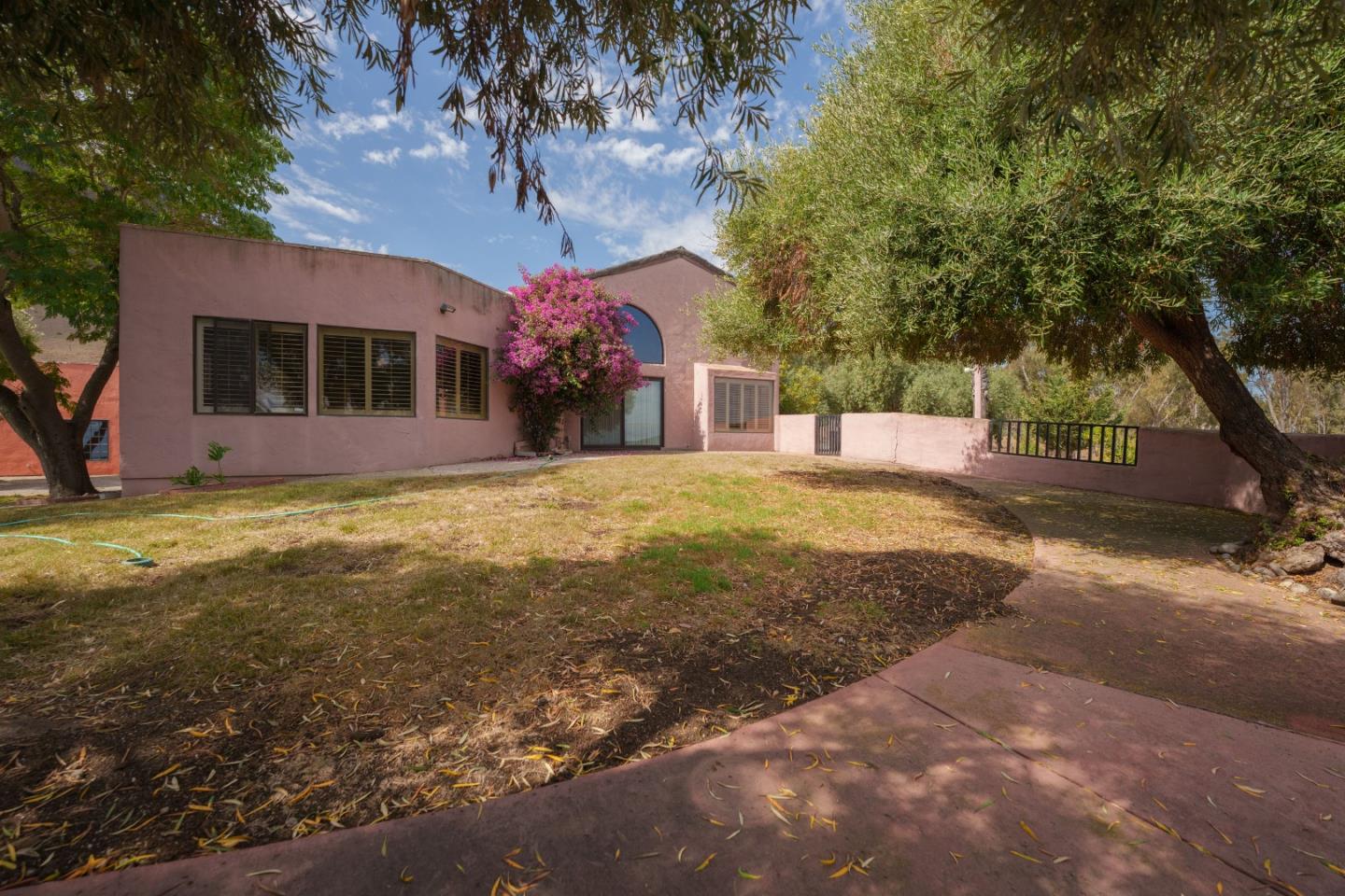 1352 River Road Salinas, CA 93908 - Photo 32 of 33 a view of a house with a yard