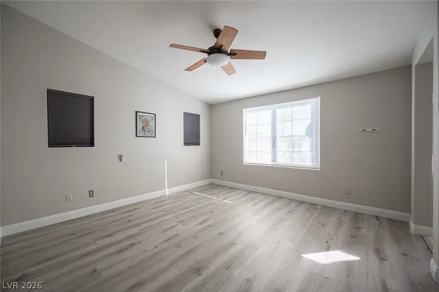 $2,000 | 52 Belle Springs Avenue, Las Vegas, NV 89123