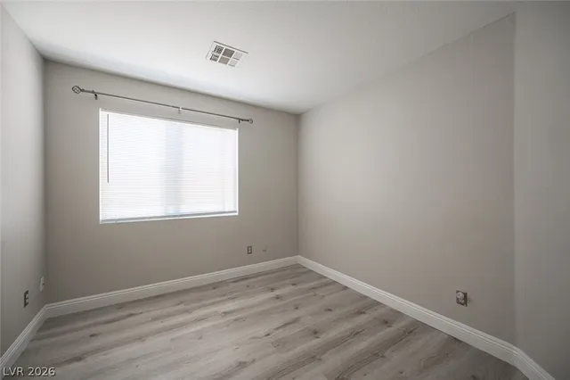 $2,000 | 52 Belle Springs Avenue, Las Vegas, NV 89123